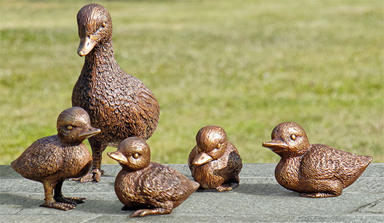 Gartenskulpturen aus Bronze 5er-Set – Entenfamilie
